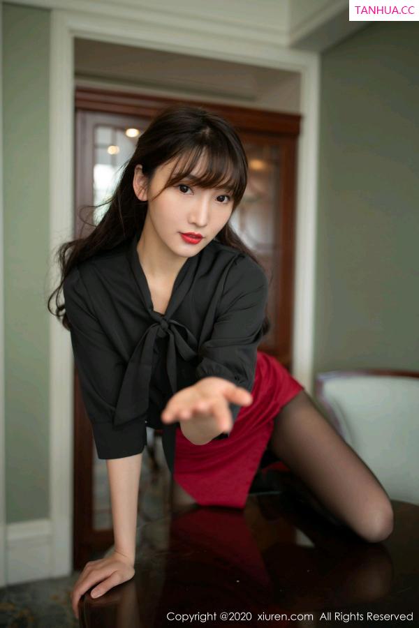 陆萱萱  [XiuRen]高清写真图 2020.08.27 No.2498 陆萱萱第21张图片